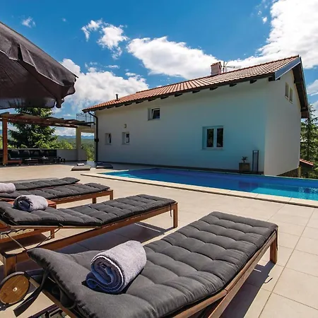 Holiday home Beautiful Home In Jurdani With Wifi Jurdani