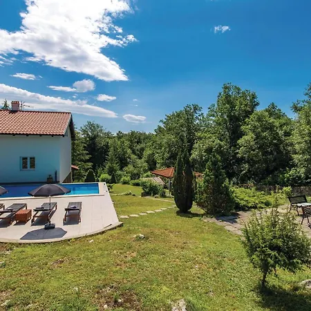Holiday home Beautiful Home In Jurdani With Wifi Jurdani